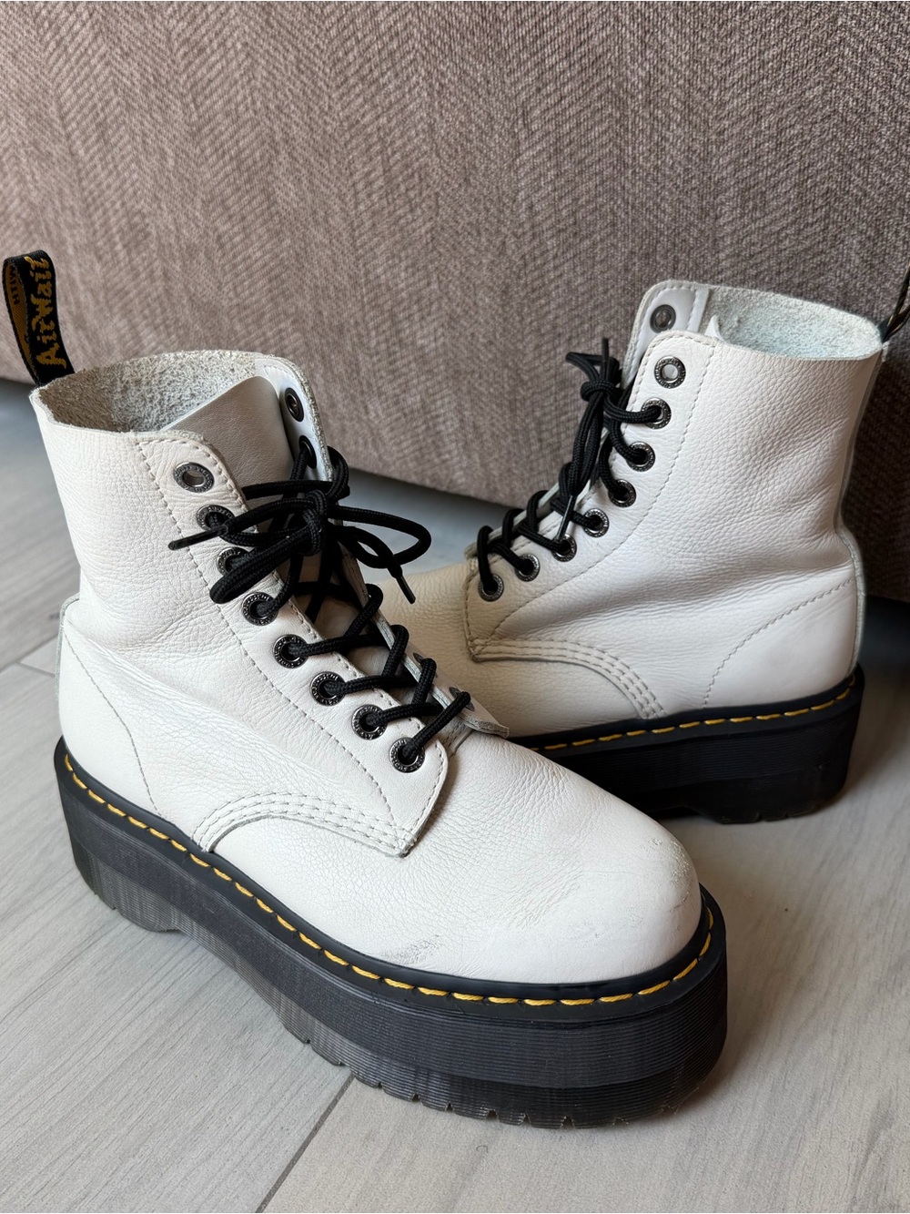 Dr. Martens 1460 Pascal Max Platform Boots